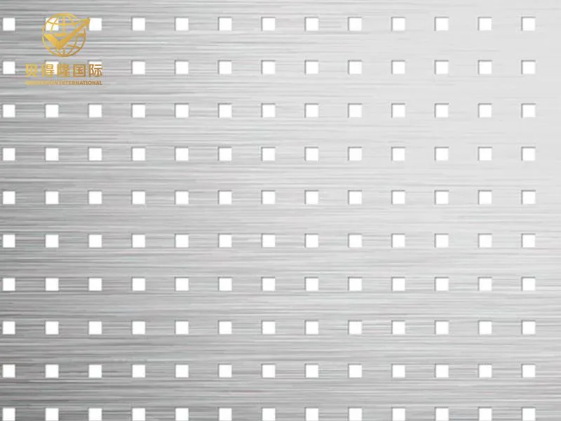 شبكة معدنية مثقبة