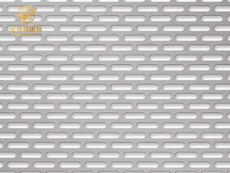 شبكة معدنية مثقبة