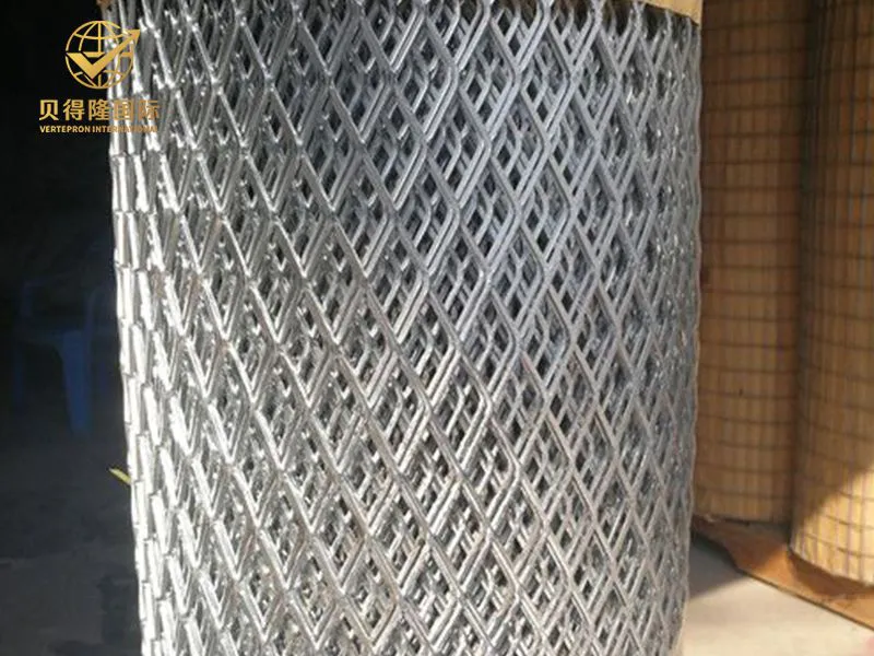 شبكة معدنية موسعة