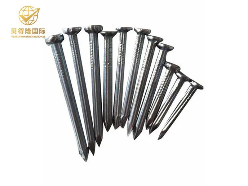 مسامير الصلب ملموسة