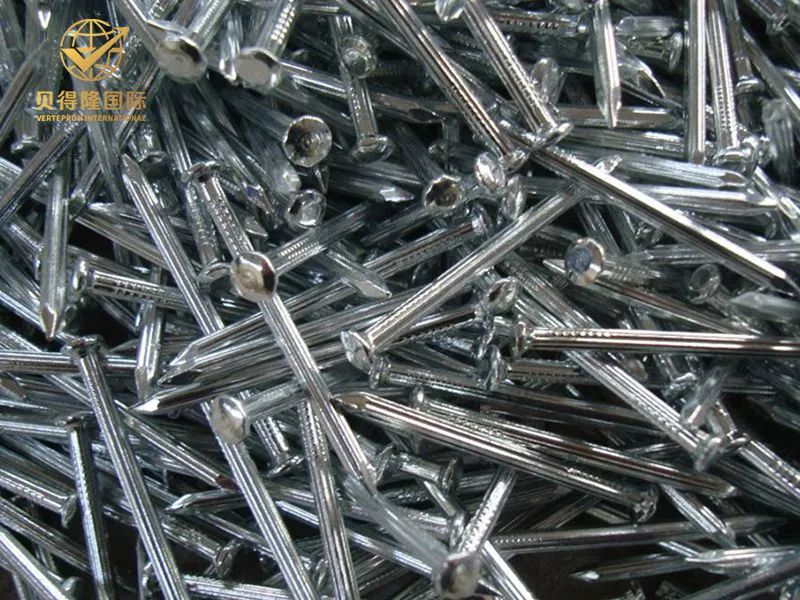 مسامير الصلب ملموسة