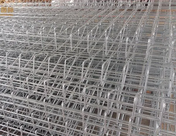 الساخنة انخفض المجلفن برك الانحناء أعلى السياج